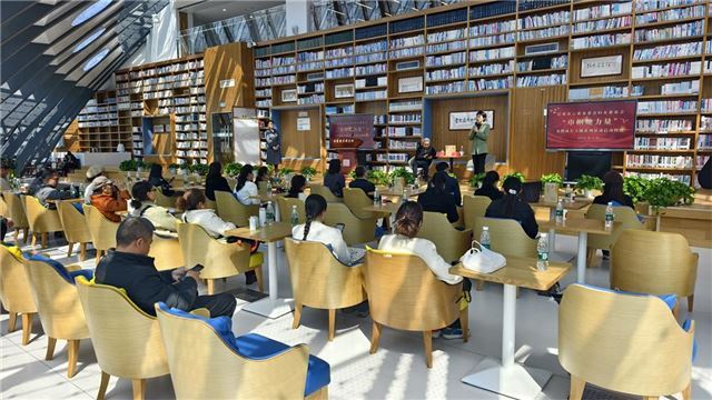 民建连云港市委会 “巾帼她力量” 主题活动启动